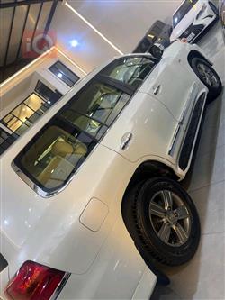 تۆیۆتا لاند کروزەر